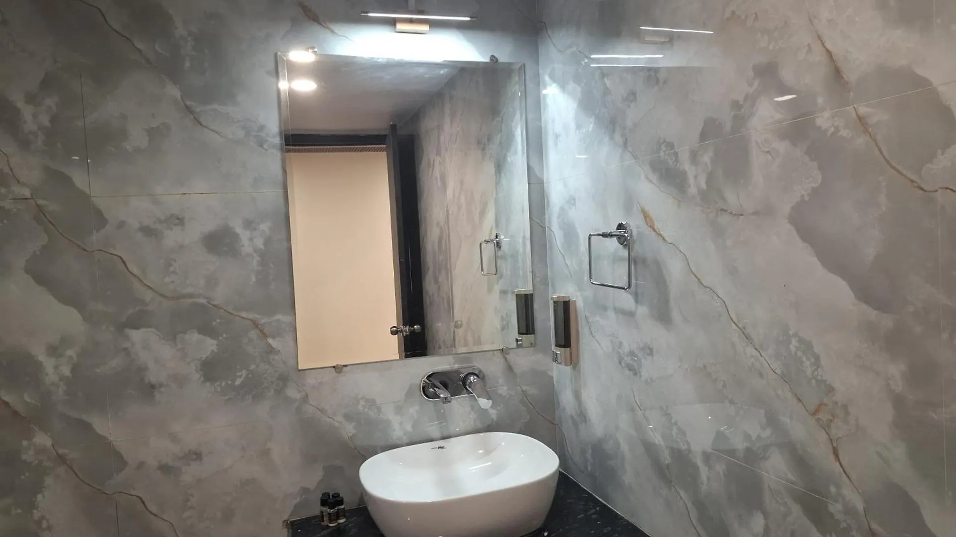 ****  Shrigo Hotel Banaras Varanasi Índia